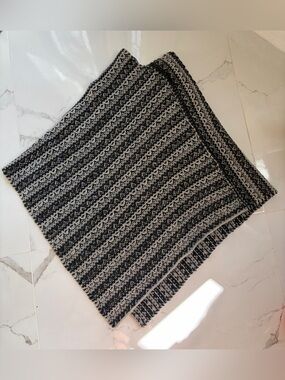 French Connection Black & Gray Knit Poncho